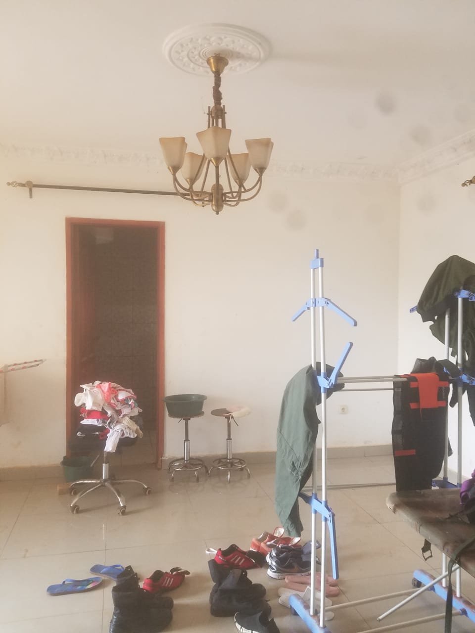 Appartement à louer à Odza