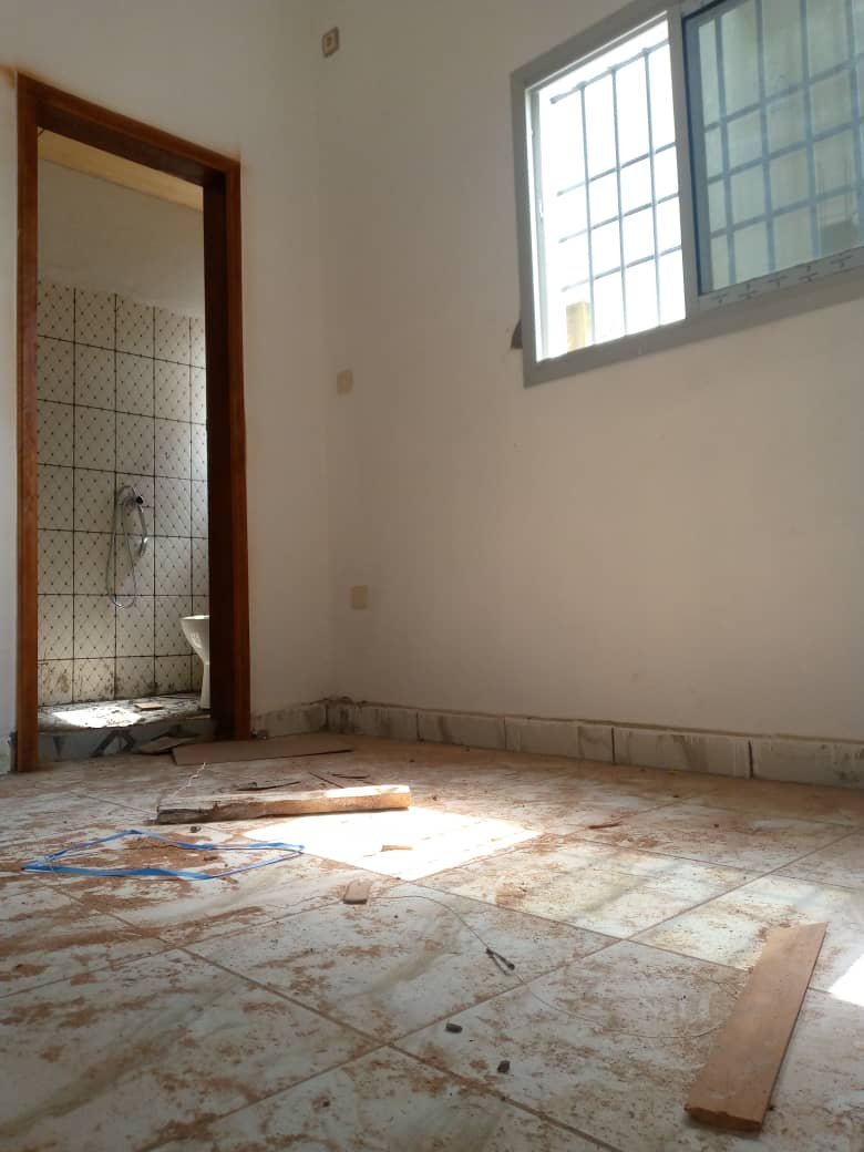 Studio nouvellement construit à Bepanda