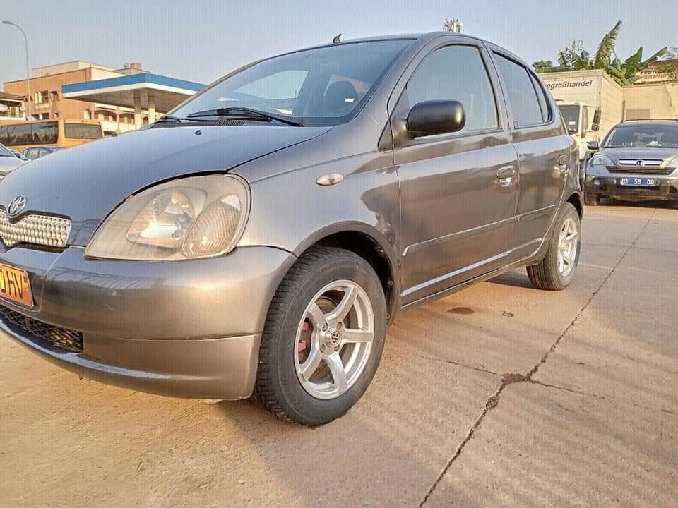 Toyota yaris 2002 a vendre