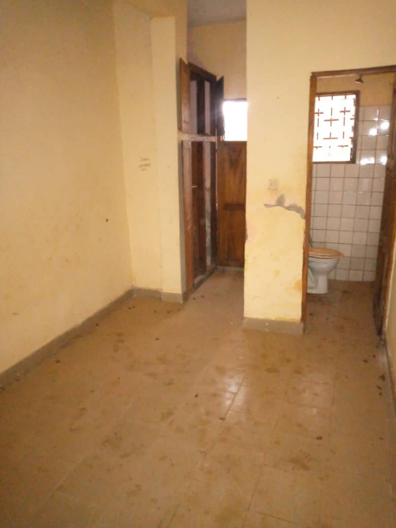 Appartement louer a odza happy bordure de route