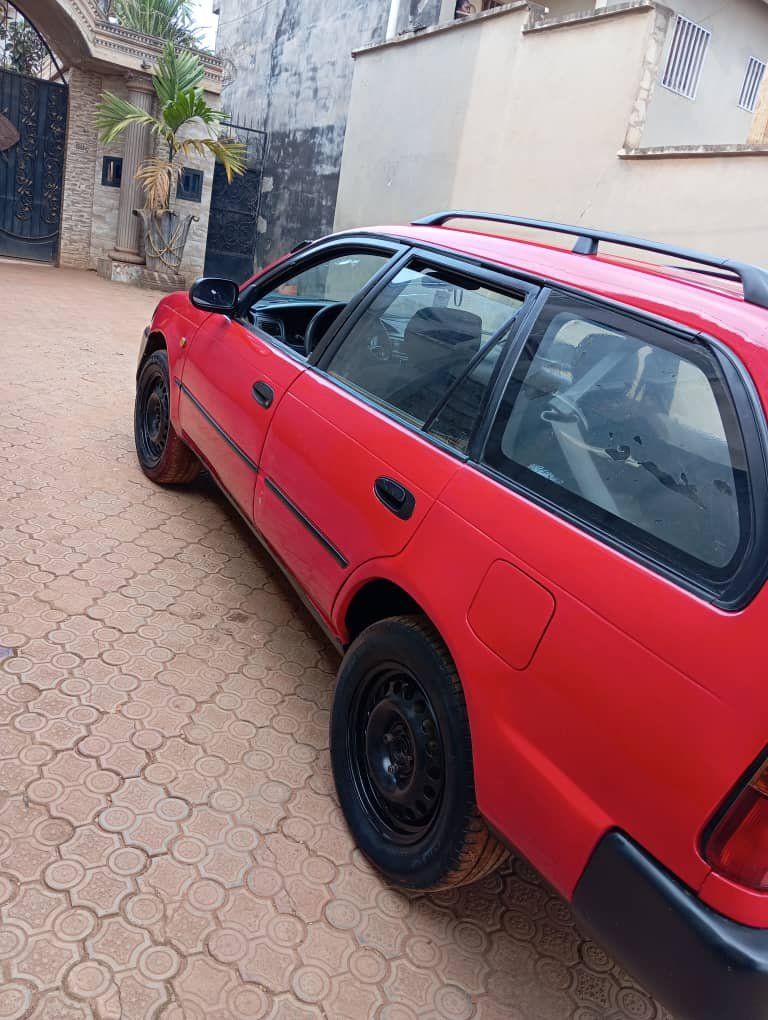 Toyota Corolla 100 occasion Cameroun à vendre