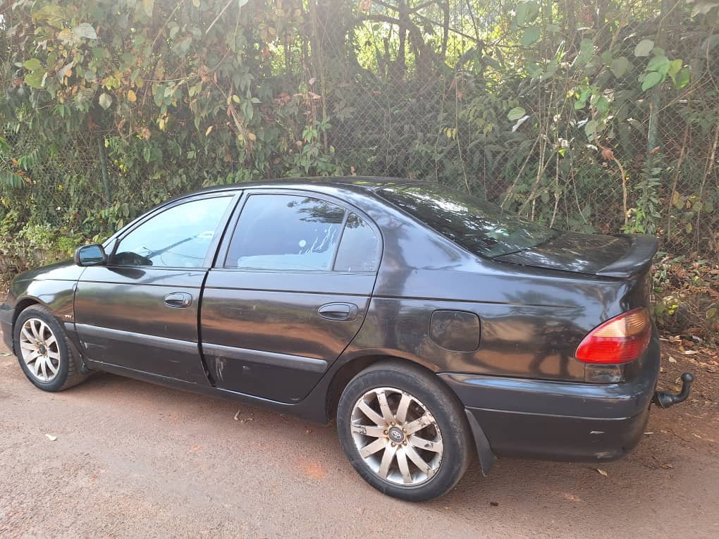 Toyota Avensis berlines à louer