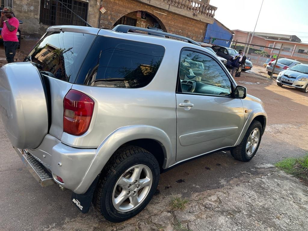 Rav 4 2005 à vendre