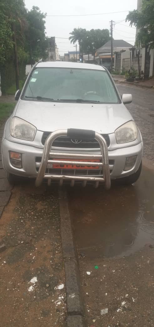 Rav 4 à louer